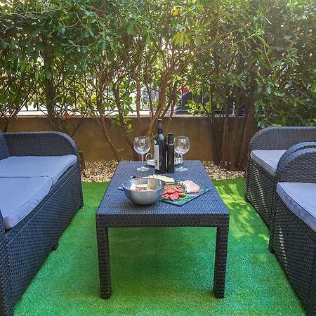 Polias Apartman